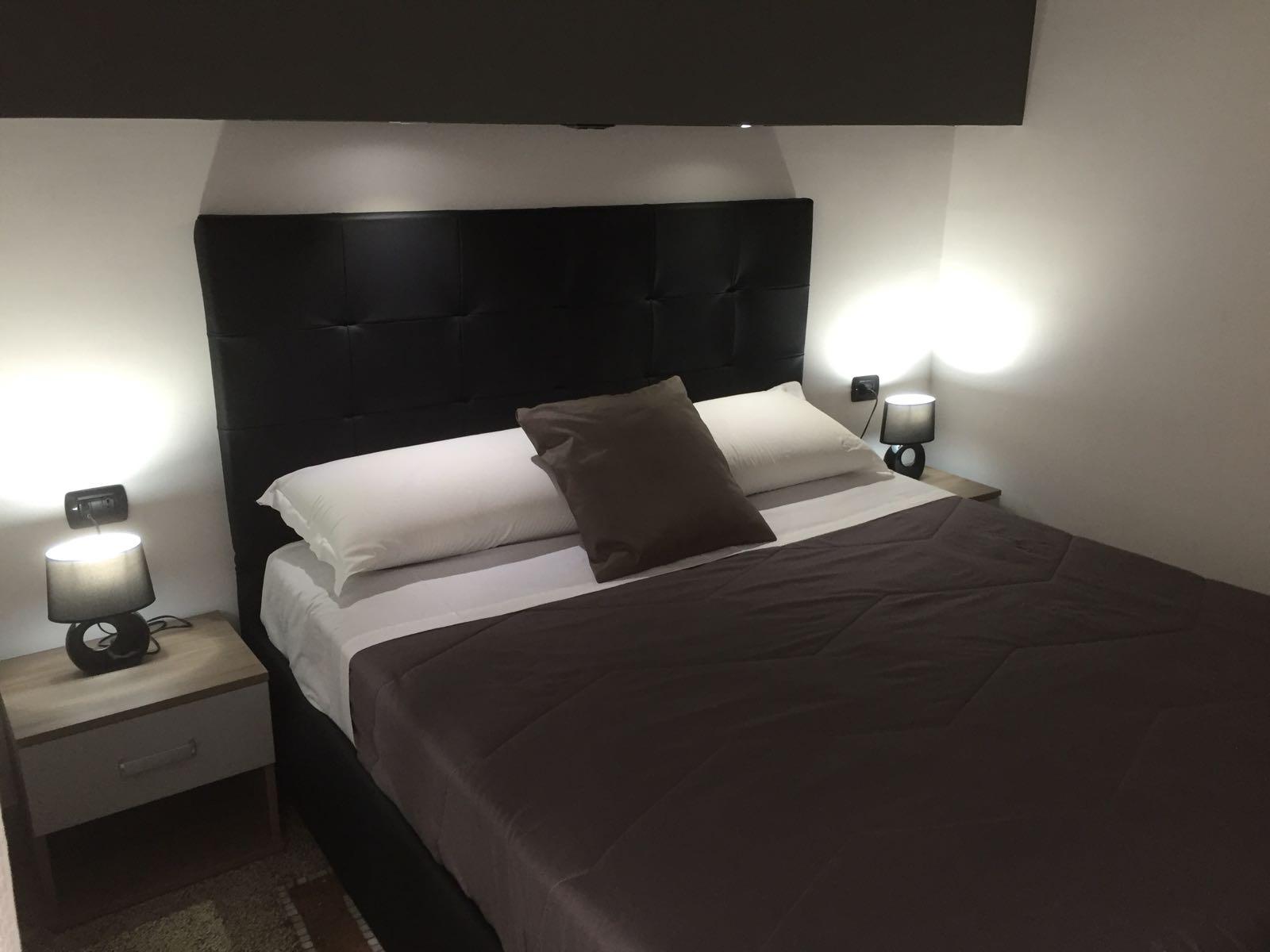 Mb95 - Mezzocannone Luxurious Bed&Breakfast Неаполь Экстерьер фото