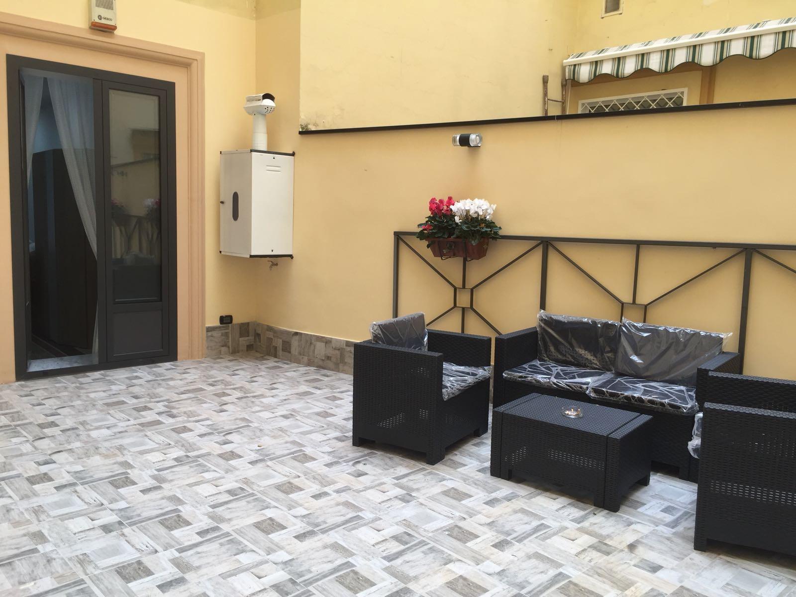 Mb95 - Mezzocannone Luxurious Bed&Breakfast Неаполь Экстерьер фото