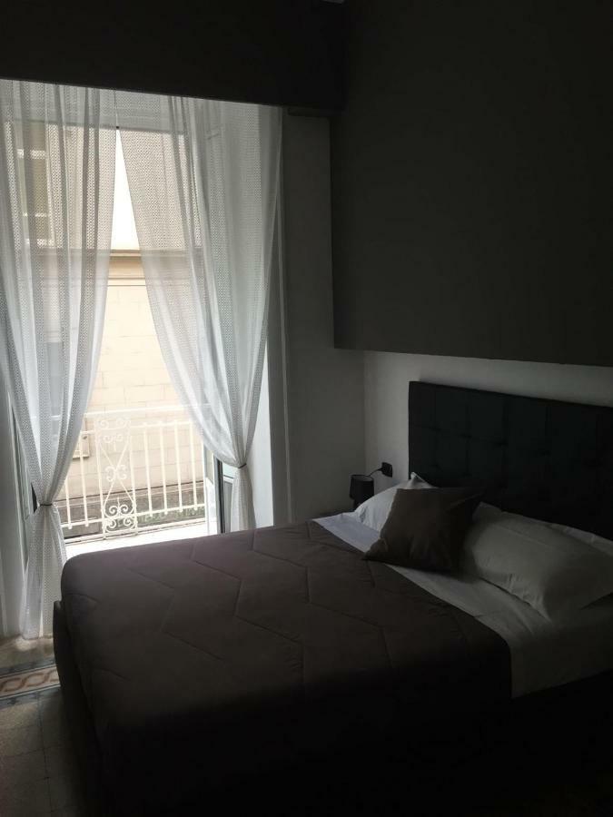 Mb95 - Mezzocannone Luxurious Bed&Breakfast Неаполь Экстерьер фото