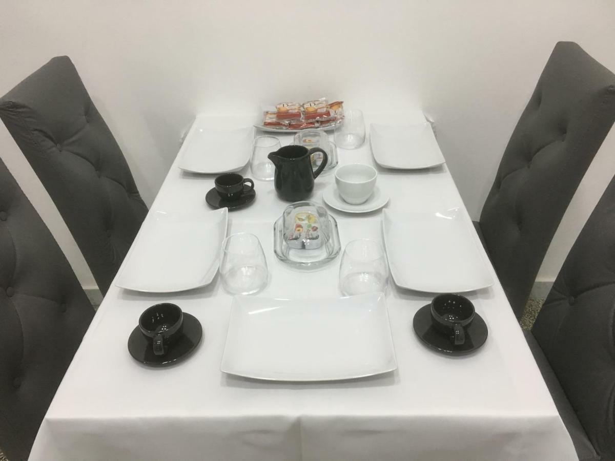 Mb95 - Mezzocannone Luxurious Bed&Breakfast Неаполь Экстерьер фото