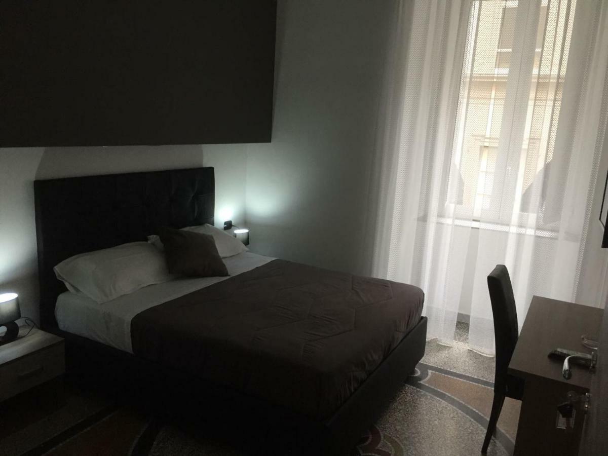 Mb95 - Mezzocannone Luxurious Bed&Breakfast Неаполь Экстерьер фото