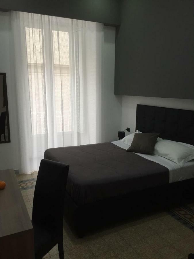 Mb95 - Mezzocannone Luxurious Bed&Breakfast Неаполь Экстерьер фото